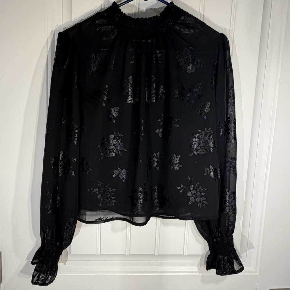 Sadie & Sage Sheer Floral Blouse Small Black Long Sleeve Smocked